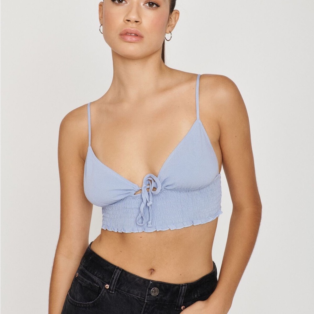 (A56) Garage Kyla Keyhole Smocked Cami‎ crop top, Light Blue, Size Large, NWT